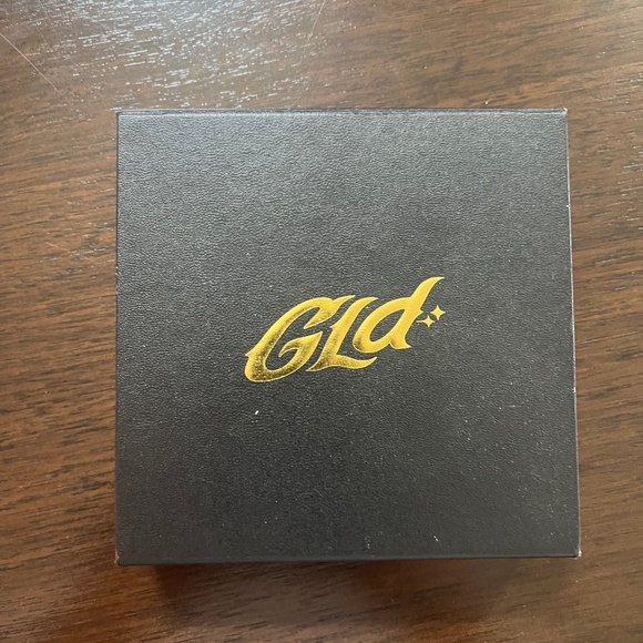 GLD Micro Tennis Chain Gold, Used, With Case and Box, Length 20 inches - Picture 3 of 4